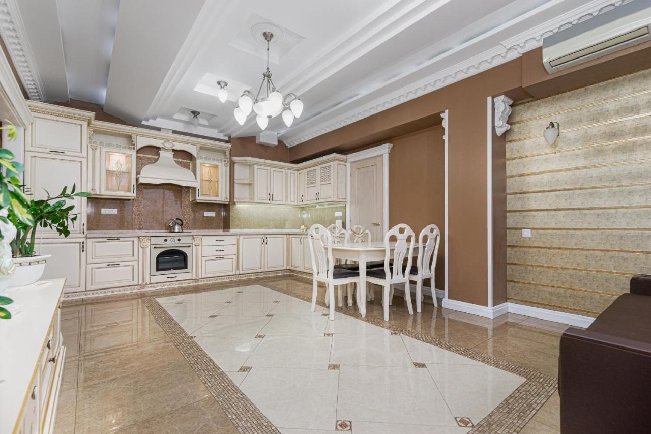 אודסה Gefest Luxury Sea View Apartment מראה חיצוני תמונה